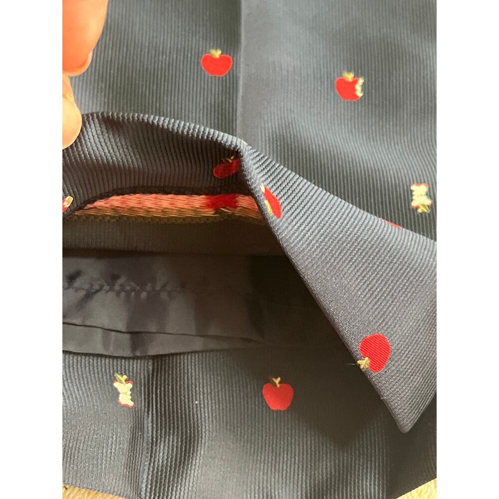 Talbots Apple Print Fully Lined Ankle Pants Petite size 16P Fruit Novelty Navy - Picture 11 of 12